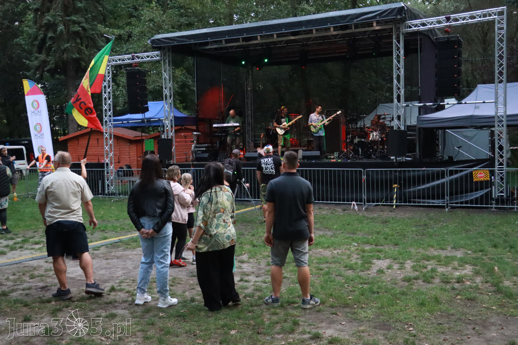 Fotorelacja I: Żywa Scena Zawiercie – Festiwal Reggae. Koncert zespołu KOŁTUN!