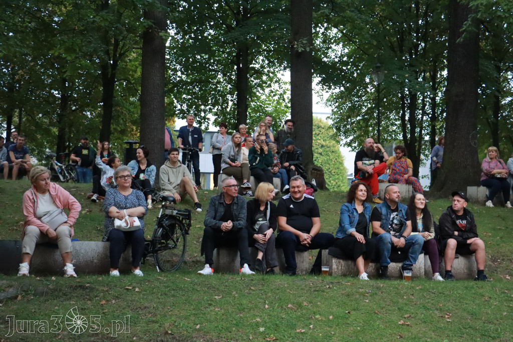 Fotorelacja I: Żywa Scena Zawiercie – Festiwal Reggae. Koncert zespołu KOŁTUN!