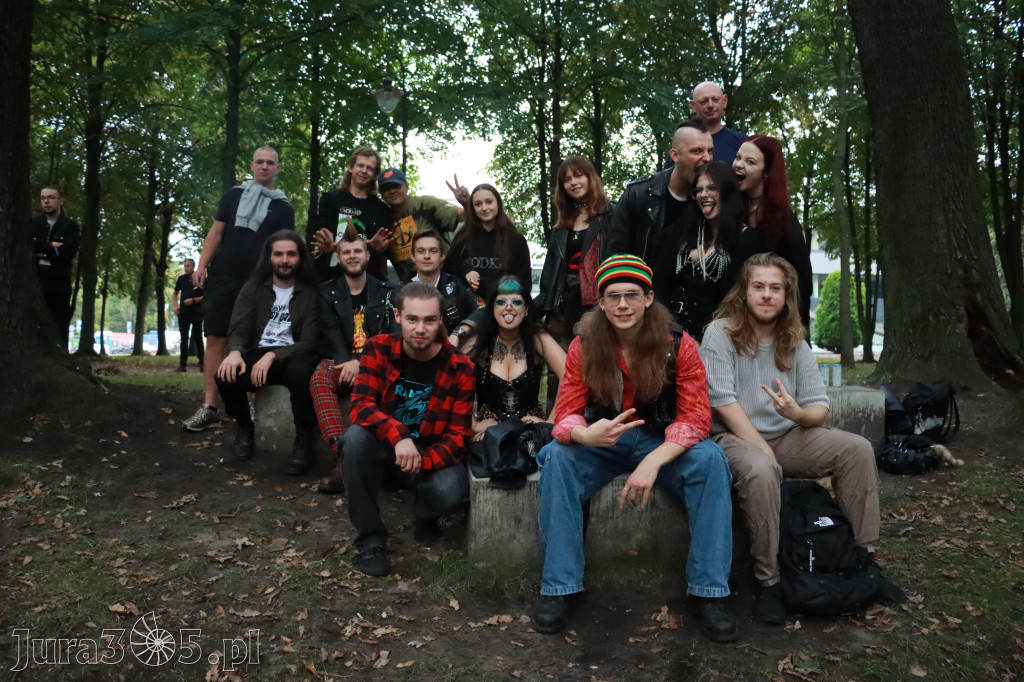 Fotorelacja I: Żywa Scena Zawiercie – Festiwal Reggae. Koncert zespołu KOŁTUN!
