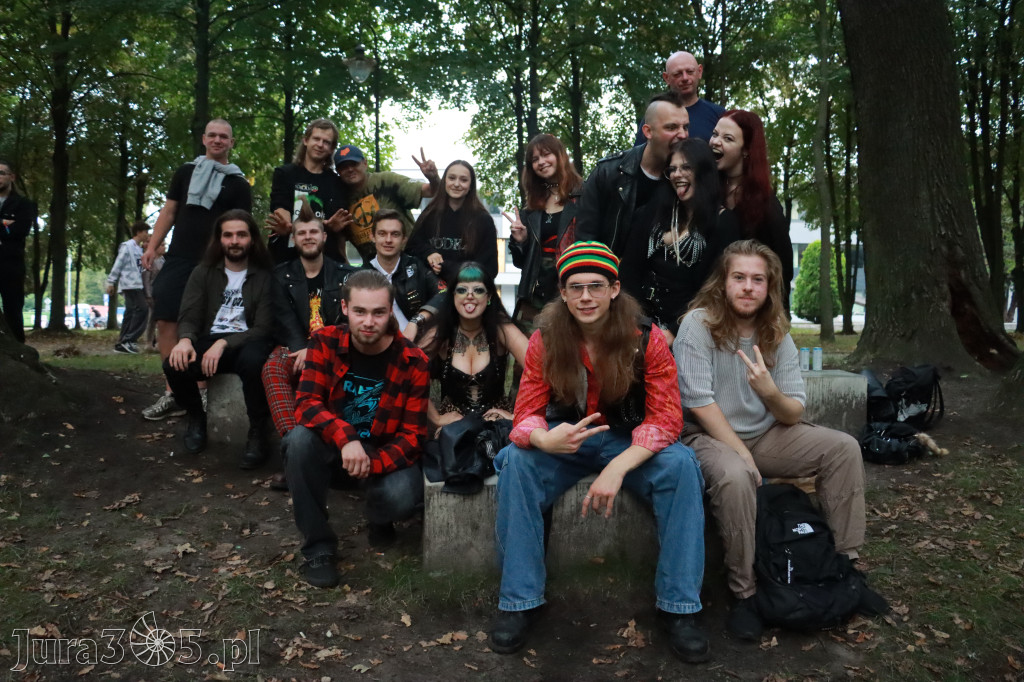 Fotorelacja I: Żywa Scena Zawiercie – Festiwal Reggae. Koncert zespołu KOŁTUN!