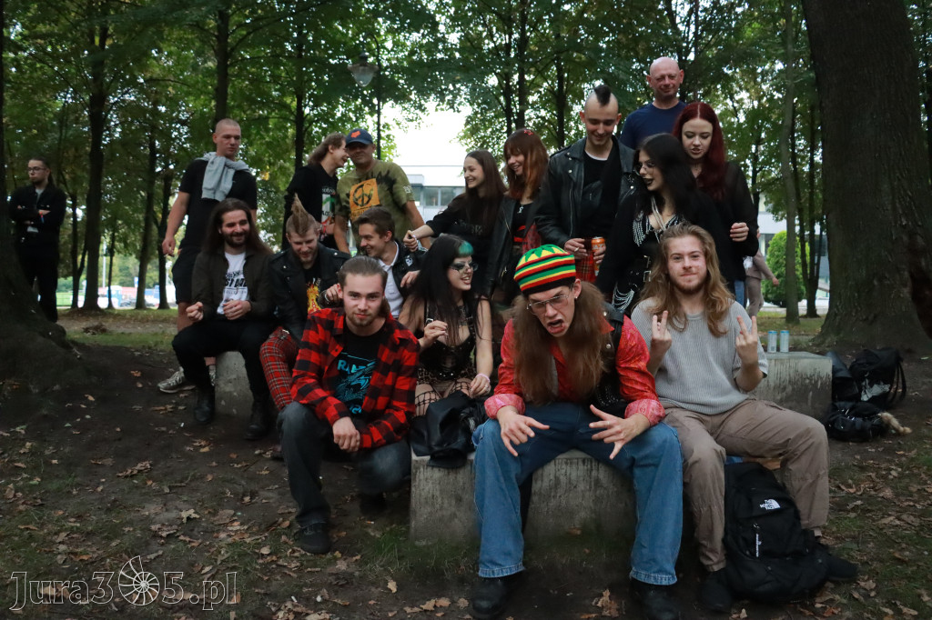 Fotorelacja I: Żywa Scena Zawiercie – Festiwal Reggae. Koncert zespołu KOŁTUN!