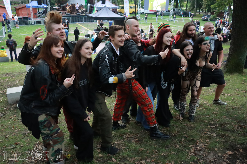 Fotorelacja I: Żywa Scena Zawiercie – Festiwal Reggae. Koncert zespołu KOŁTUN!