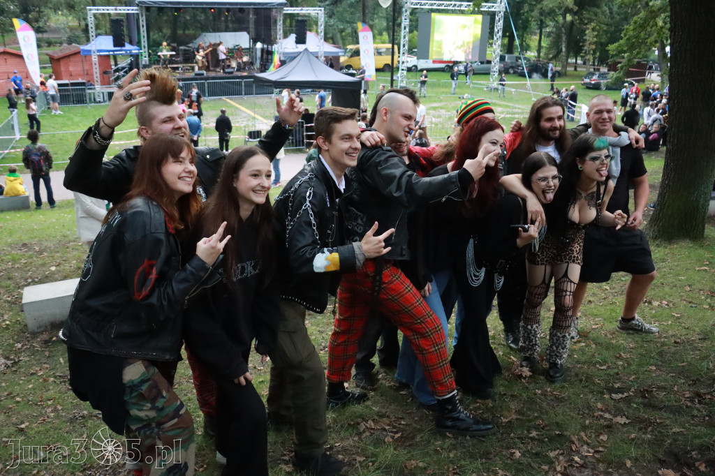 Fotorelacja I: Żywa Scena Zawiercie – Festiwal Reggae. Koncert zespołu KOŁTUN!