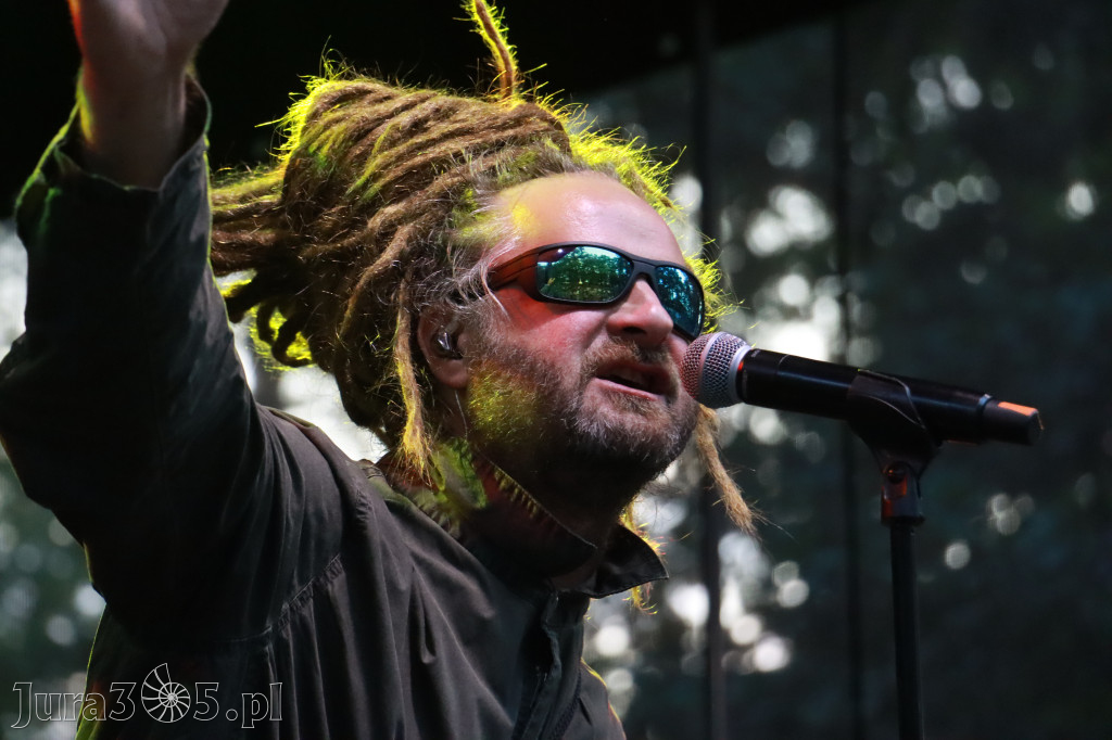 Fotorelacja II: Żywa Scena Zawiercie – Festiwal Reggae. Koncert zespołu KONOPIANS