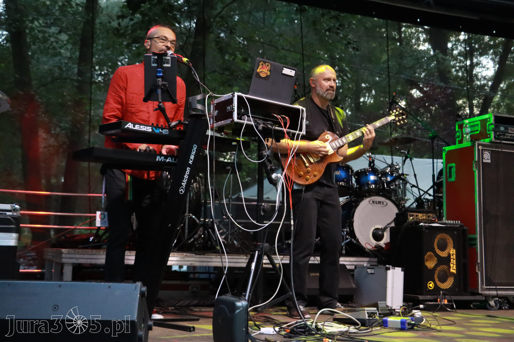 Fotorelacja II: Żywa Scena Zawiercie – Festiwal Reggae. Koncert zespołu KONOPIANS