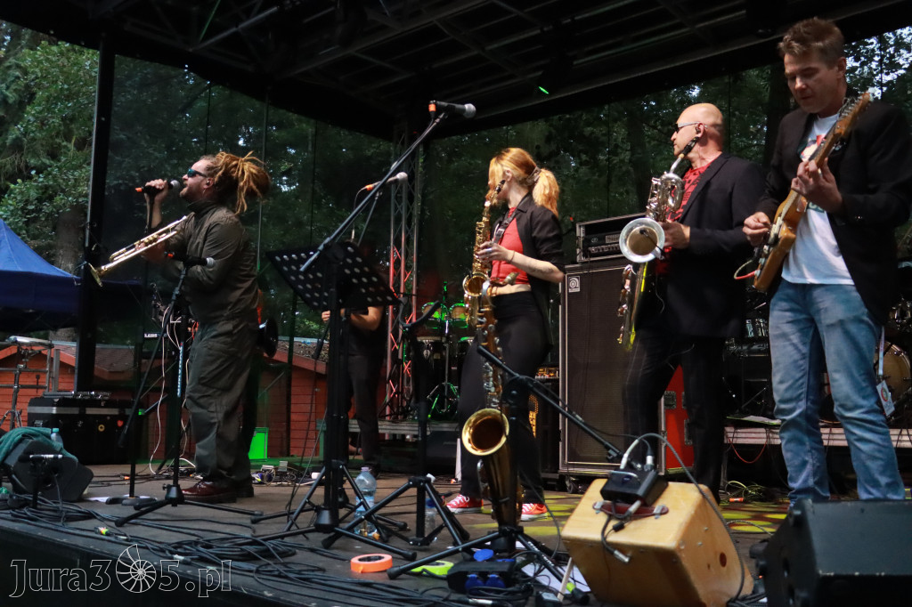 Fotorelacja II: Żywa Scena Zawiercie – Festiwal Reggae. Koncert zespołu KONOPIANS