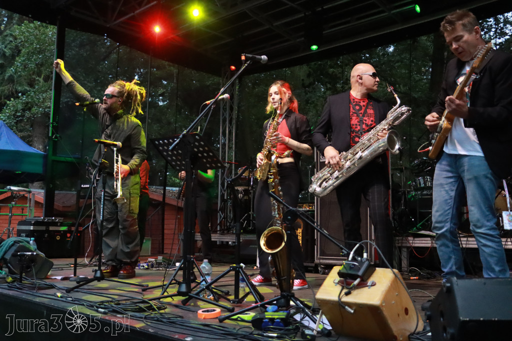 Fotorelacja II: Żywa Scena Zawiercie – Festiwal Reggae. Koncert zespołu KONOPIANS