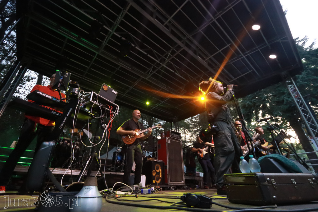 Fotorelacja II: Żywa Scena Zawiercie – Festiwal Reggae. Koncert zespołu KONOPIANS