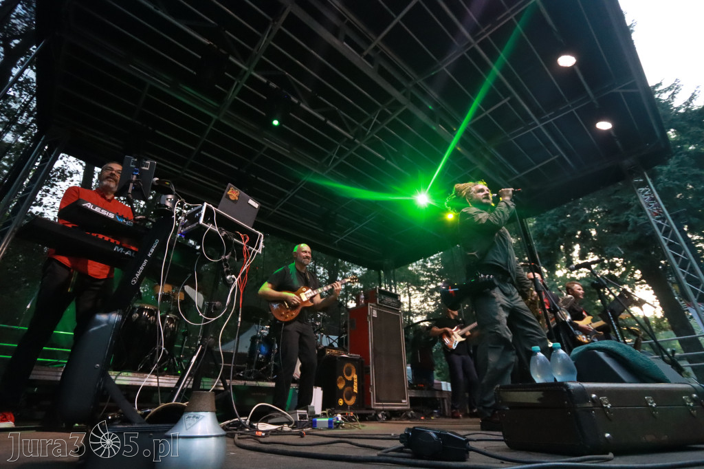 Fotorelacja II: Żywa Scena Zawiercie – Festiwal Reggae. Koncert zespołu KONOPIANS