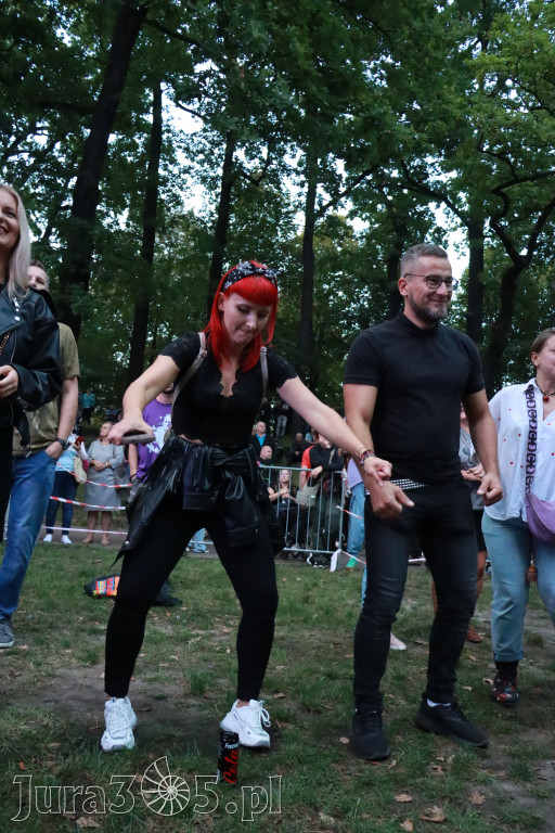 Fotorelacja II: Żywa Scena Zawiercie – Festiwal Reggae. Koncert zespołu KONOPIANS