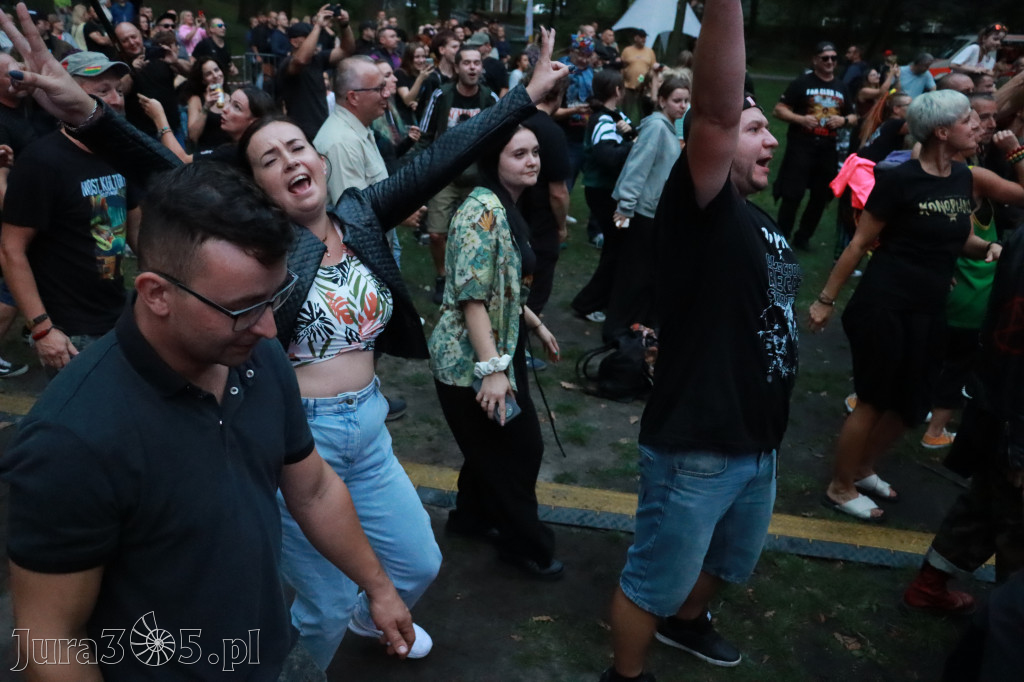 Fotorelacja II: Żywa Scena Zawiercie – Festiwal Reggae. Koncert zespołu KONOPIANS