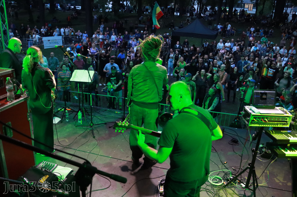 Fotorelacja II: Żywa Scena Zawiercie – Festiwal Reggae. Koncert zespołu KONOPIANS