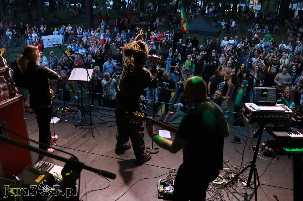 Fotorelacja II: Żywa Scena Zawiercie – Festiwal Reggae. Koncert zespołu KONOPIANS
