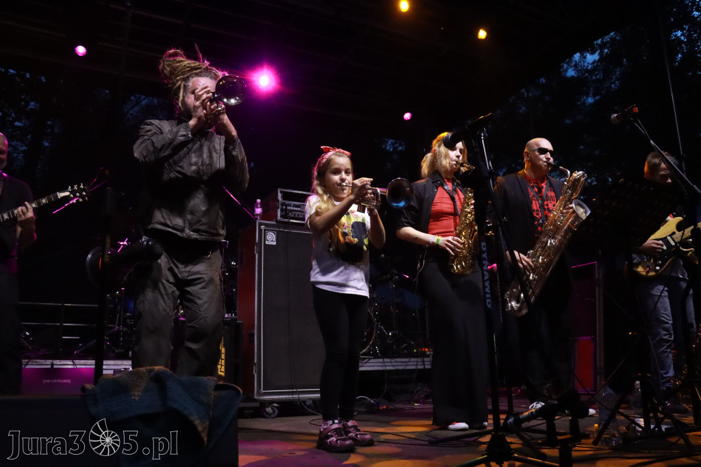 Fotorelacja II: Żywa Scena Zawiercie – Festiwal Reggae. Koncert zespołu KONOPIANS