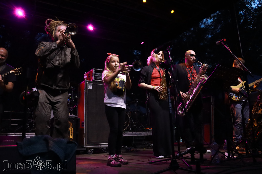Fotorelacja II: Żywa Scena Zawiercie – Festiwal Reggae. Koncert zespołu KONOPIANS
