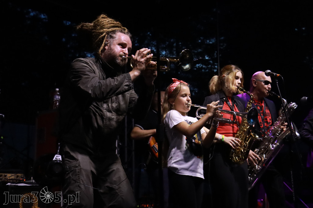 Fotorelacja II: Żywa Scena Zawiercie – Festiwal Reggae. Koncert zespołu KONOPIANS