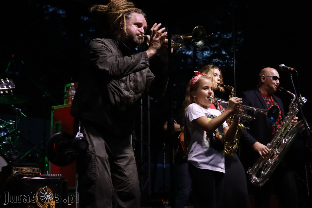 Fotorelacja II: Żywa Scena Zawiercie – Festiwal Reggae. Koncert zespołu KONOPIANS