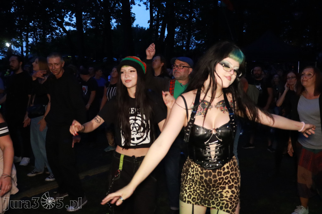 Fotorelacja II: Żywa Scena Zawiercie – Festiwal Reggae. Koncert zespołu KONOPIANS