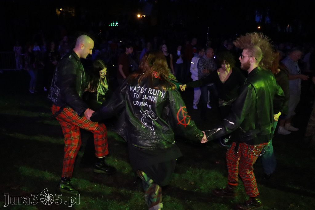 Fotorelacja II: Żywa Scena Zawiercie – Festiwal Reggae. Koncert zespołu KONOPIANS