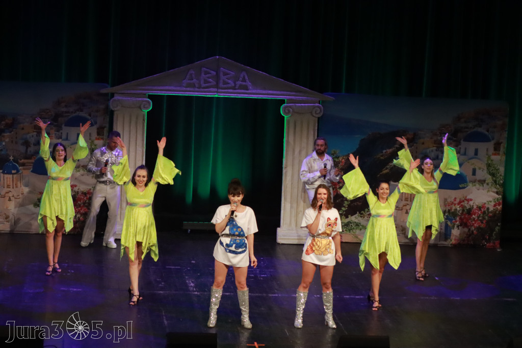  Fotorelacja: Mamma Mia - wspaniałe show w MOK Zawiercie