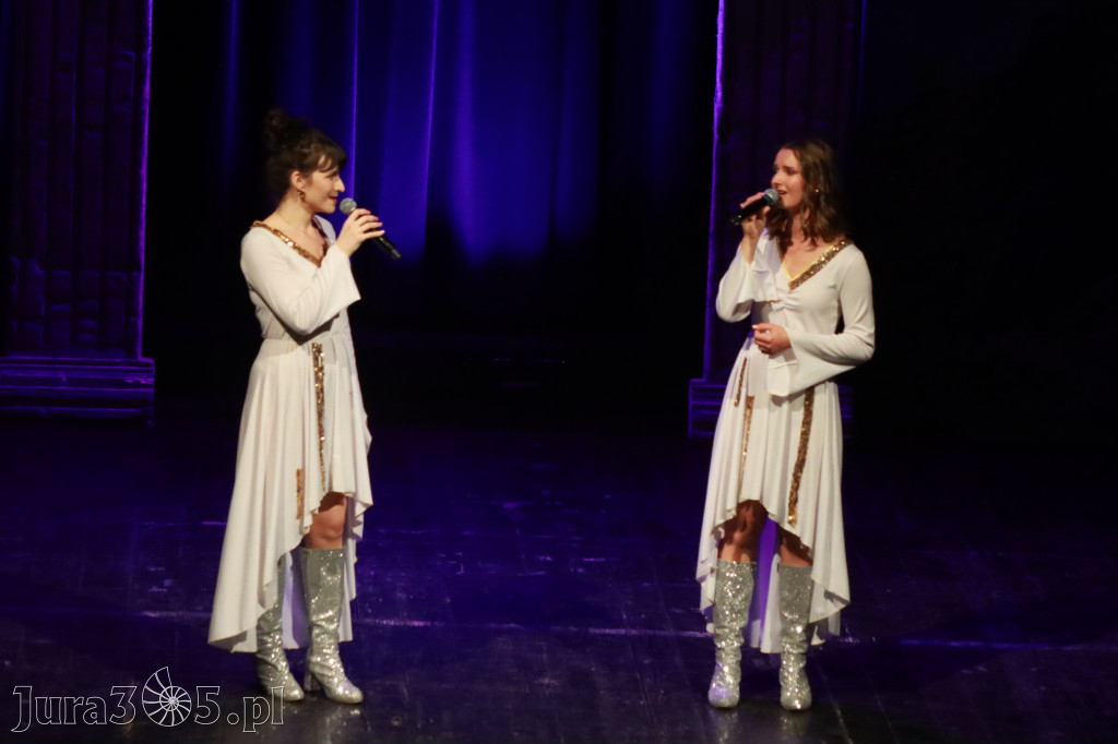  Fotorelacja: Mamma Mia - wspaniałe show w MOK Zawiercie
