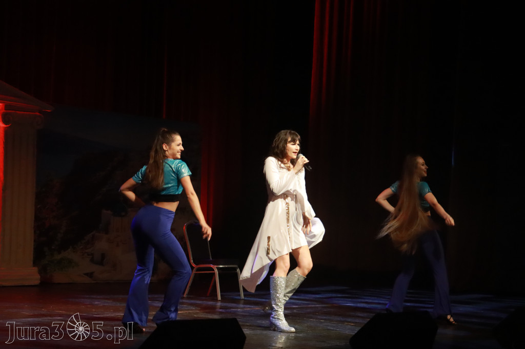  Fotorelacja: Mamma Mia - wspaniałe show w MOK Zawiercie