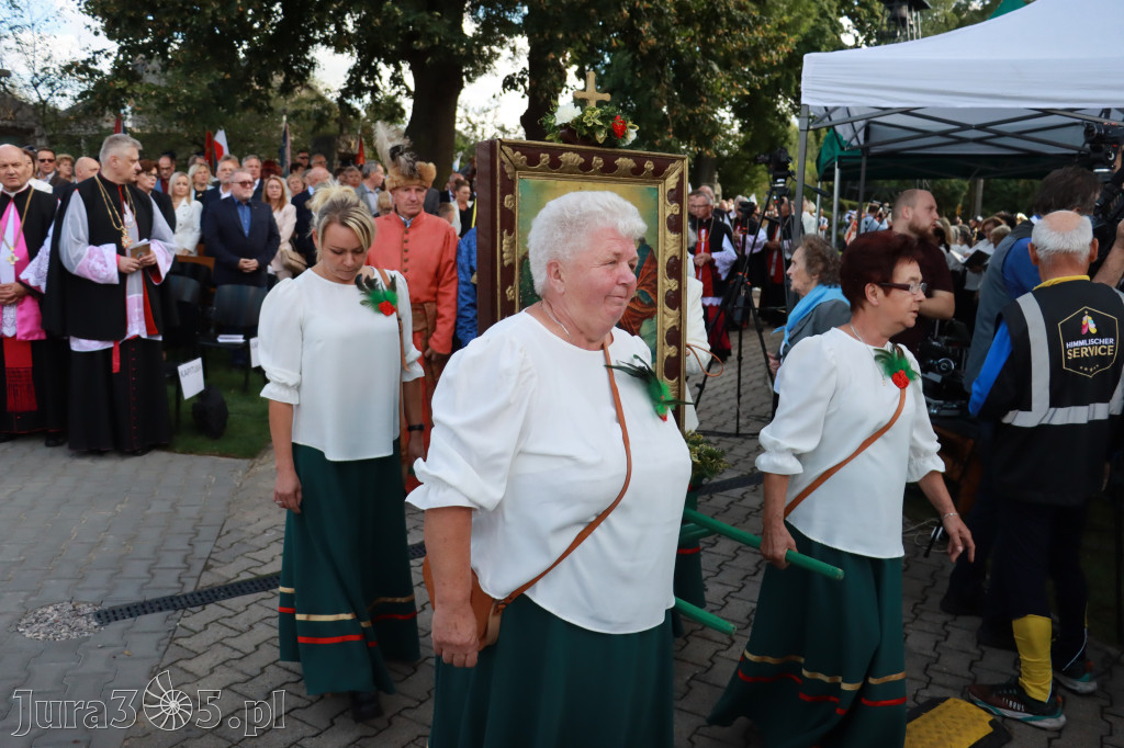 Fotorelacja I: Uroczysta Koronacja Cudownego Obrazu Matki Bożej Skarżyckiej