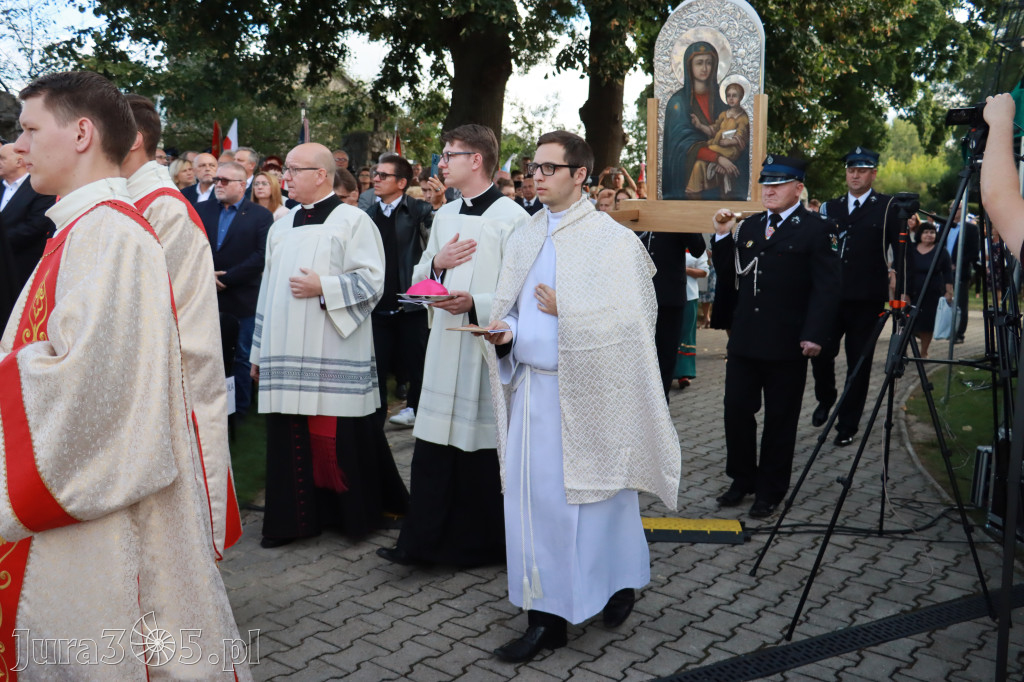 Fotorelacja I: Uroczysta Koronacja Cudownego Obrazu Matki Bożej Skarżyckiej