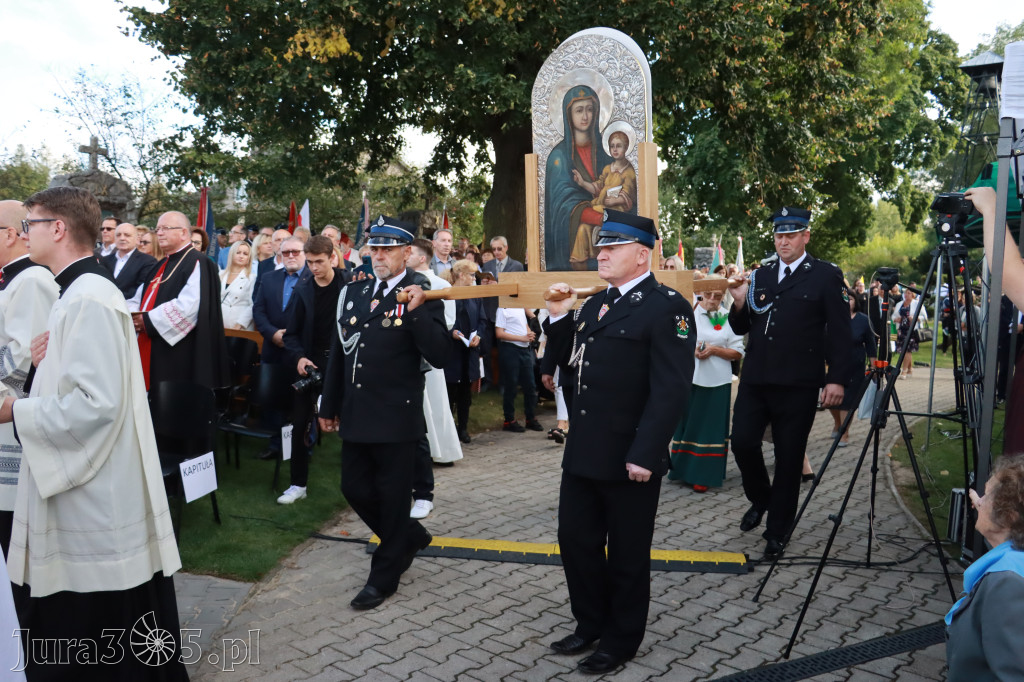 Fotorelacja I: Uroczysta Koronacja Cudownego Obrazu Matki Bożej Skarżyckiej