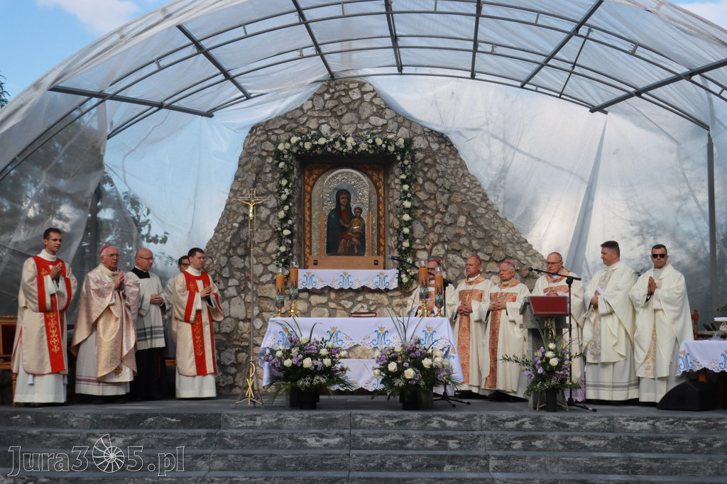 Fotorelacja I: Uroczysta Koronacja Cudownego Obrazu Matki Bożej Skarżyckiej