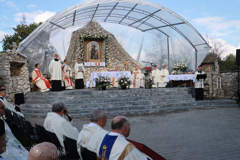 Fotorelacja I: Uroczysta Koronacja Cudownego Obrazu Matki Bożej Skarżyckiej