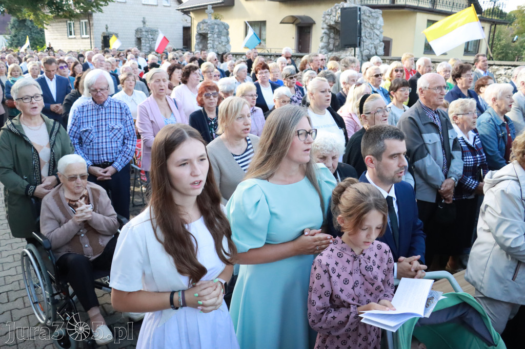 Fotorelacja I: Uroczysta Koronacja Cudownego Obrazu Matki Bożej Skarżyckiej