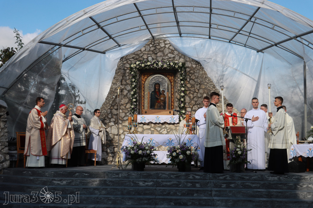 Fotorelacja I: Uroczysta Koronacja Cudownego Obrazu Matki Bożej Skarżyckiej