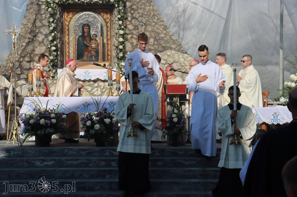 Fotorelacja I: Uroczysta Koronacja Cudownego Obrazu Matki Bożej Skarżyckiej