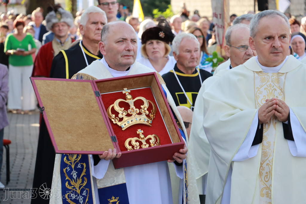 Fotorelacja I: Uroczysta Koronacja Cudownego Obrazu Matki Bożej Skarżyckiej