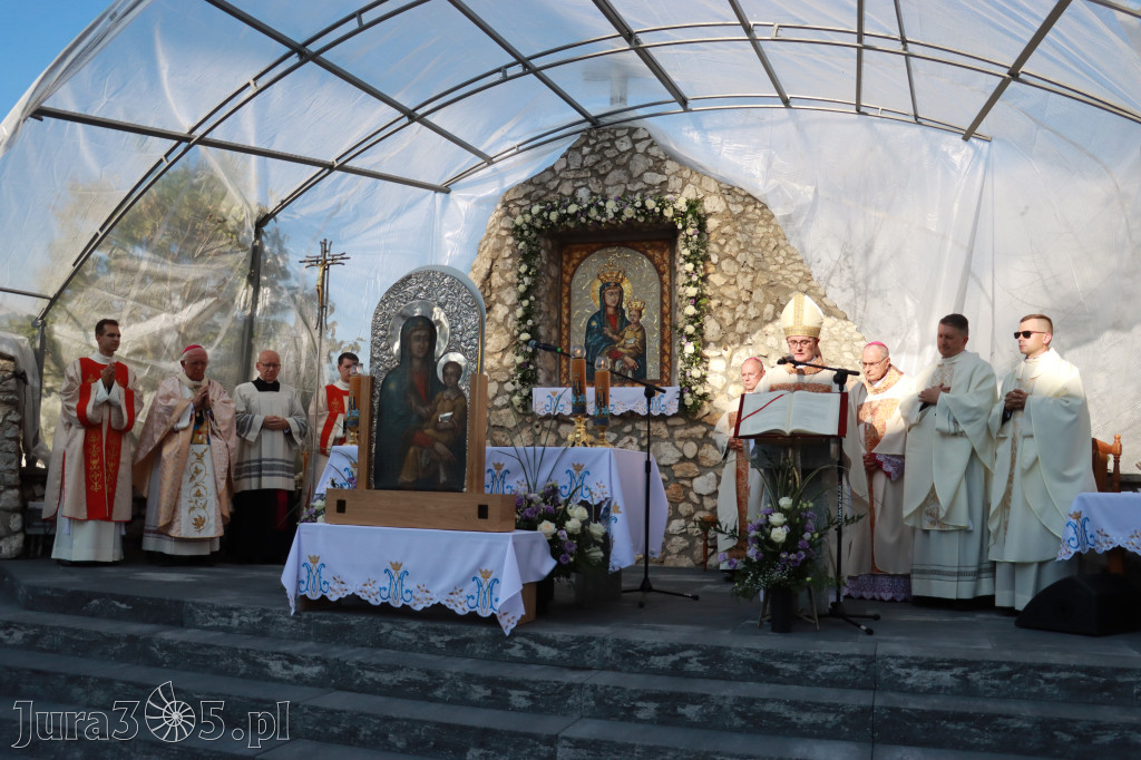Fotorelacja I: Uroczysta Koronacja Cudownego Obrazu Matki Bożej Skarżyckiej