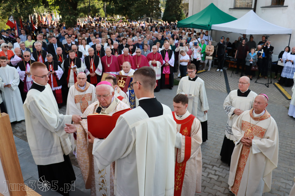 Fotorelacja II: Uroczysta Koronacja Cudownego Obrazu Matki Bożej Skarżyckiej