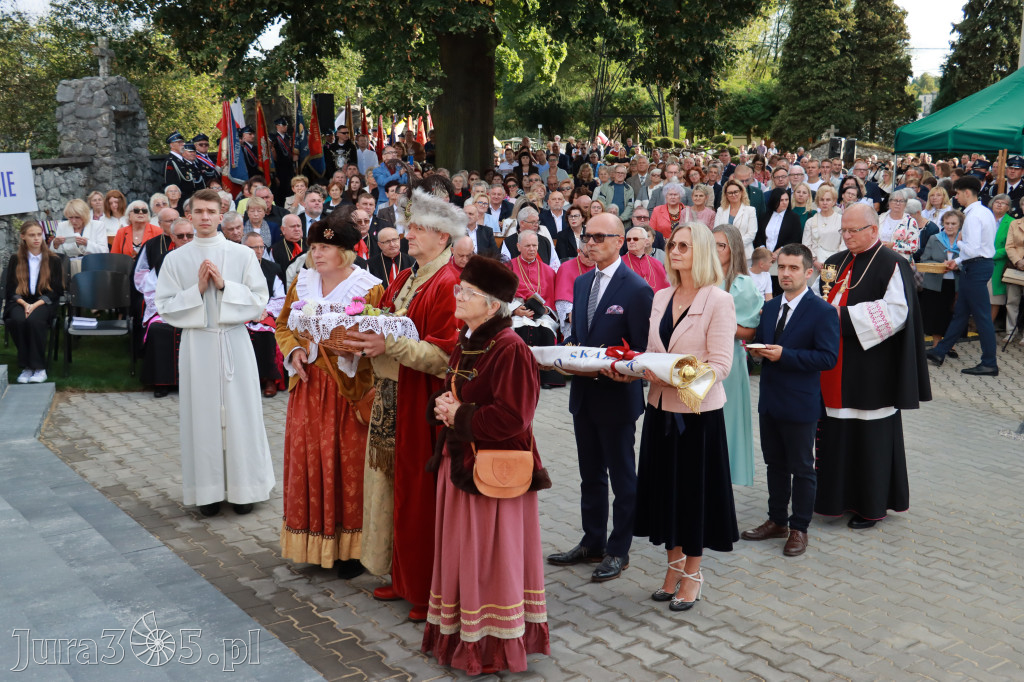 Fotorelacja II: Uroczysta Koronacja Cudownego Obrazu Matki Bożej Skarżyckiej