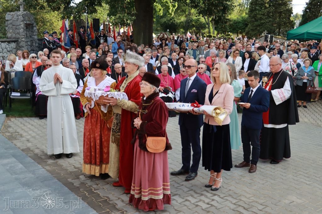 Fotorelacja II: Uroczysta Koronacja Cudownego Obrazu Matki Bożej Skarżyckiej
