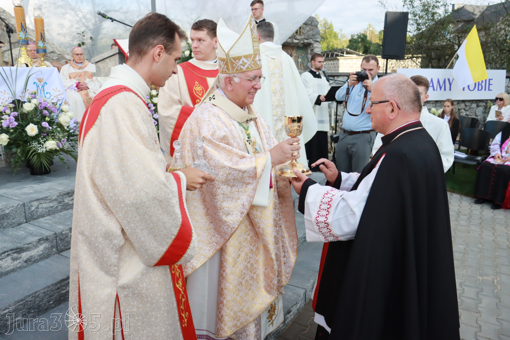 Fotorelacja II: Uroczysta Koronacja Cudownego Obrazu Matki Bożej Skarżyckiej