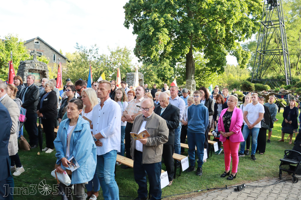 Fotorelacja II: Uroczysta Koronacja Cudownego Obrazu Matki Bożej Skarżyckiej