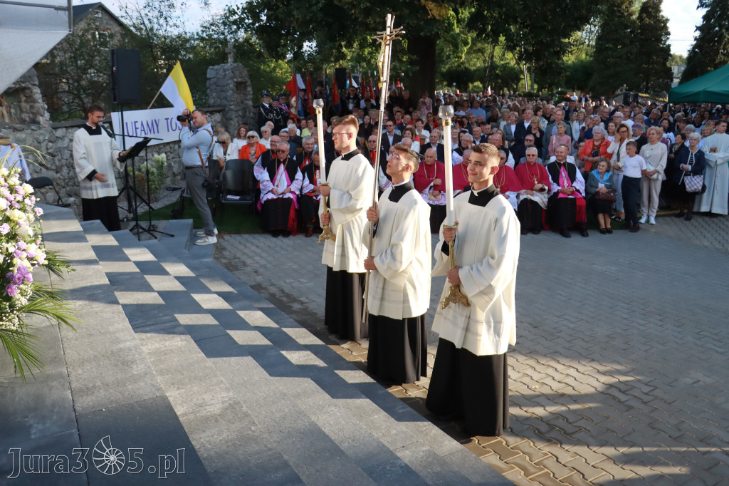 Fotorelacja II: Uroczysta Koronacja Cudownego Obrazu Matki Bożej Skarżyckiej