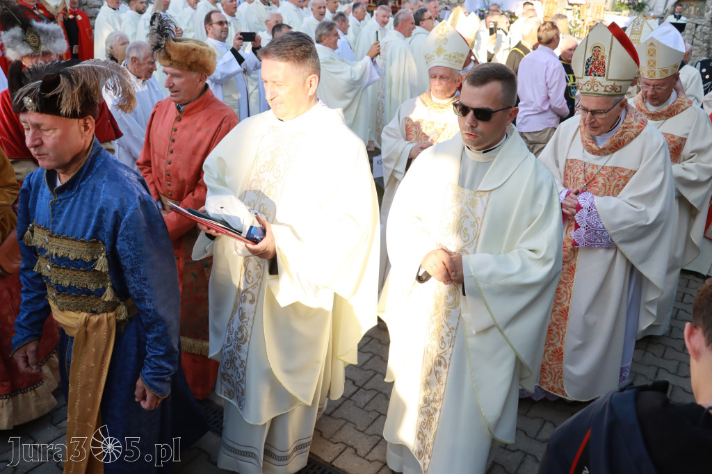 Fotorelacja II: Uroczysta Koronacja Cudownego Obrazu Matki Bożej Skarżyckiej