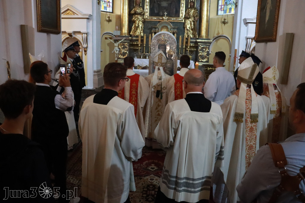 Fotorelacja II: Uroczysta Koronacja Cudownego Obrazu Matki Bożej Skarżyckiej