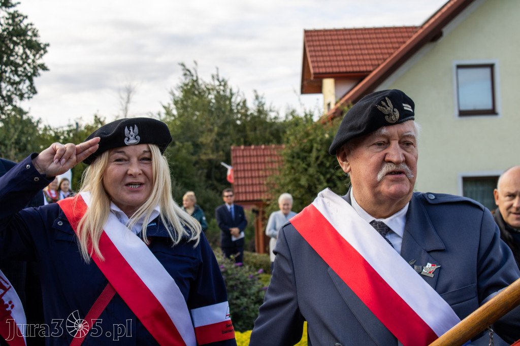 Fotorelacja: Morawica uczciła 1000-lecie Koronacji Polski. Symboliczny łuk już odsłonięty