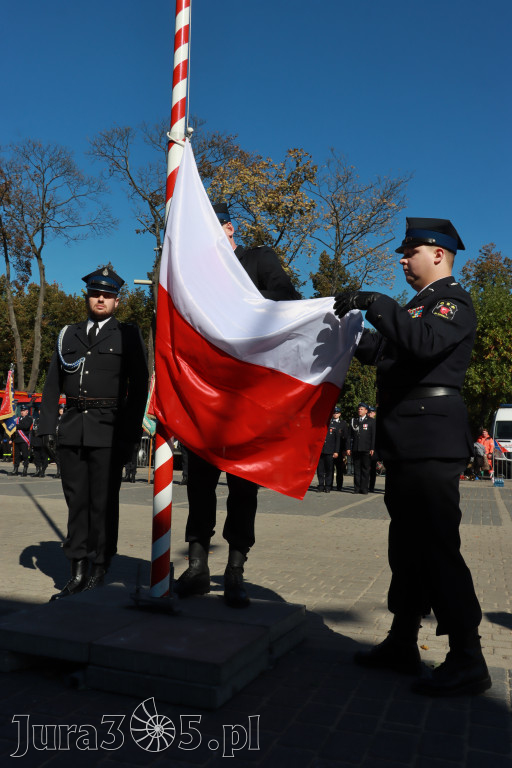 Fotorelacja I: Uroczystość NADANIA SZTANDARU i 50-lecie Zarządu Miejskiego ZOSP RP w Zawierciu
