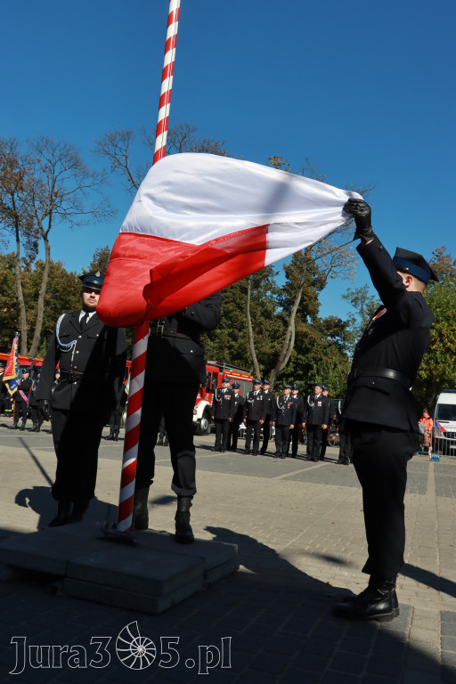 Fotorelacja I: Uroczystość NADANIA SZTANDARU i 50-lecie Zarządu Miejskiego ZOSP RP w Zawierciu