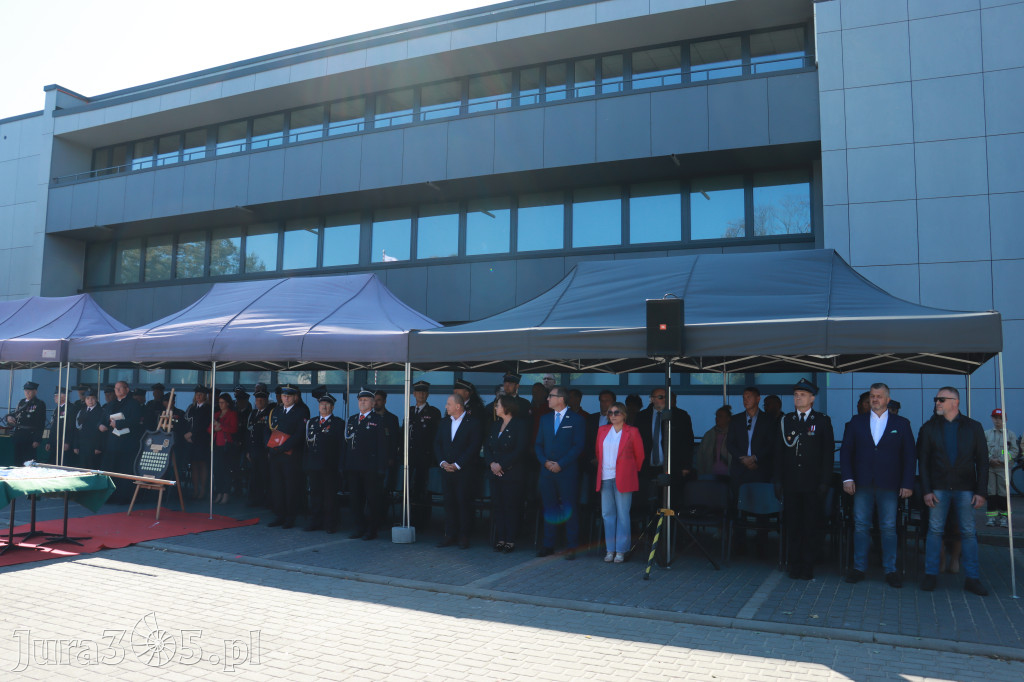 Fotorelacja I: Uroczystość NADANIA SZTANDARU i 50-lecie Zarządu Miejskiego ZOSP RP w Zawierciu