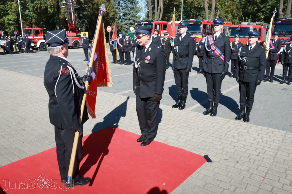 Fotorelacja I: Uroczystość NADANIA SZTANDARU i 50-lecie Zarządu Miejskiego ZOSP RP w Zawierciu