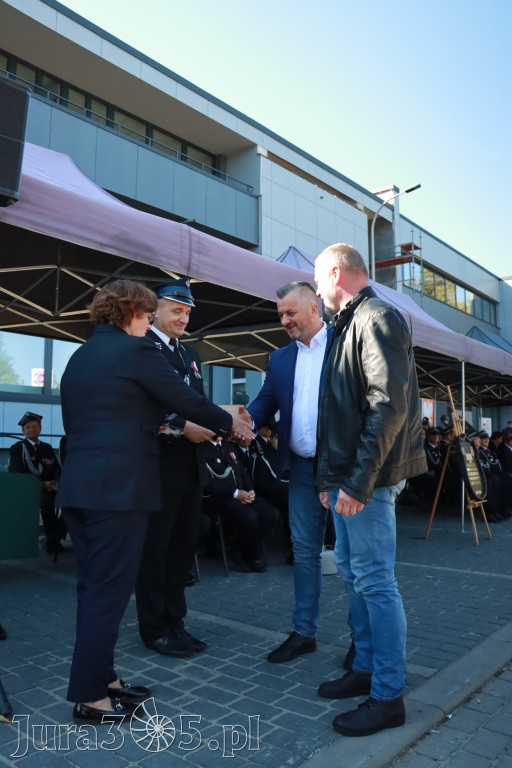 Fotorelacja II: Uroczystość NADANIA SZTANDARU i 50-lecie Zarządu Miejskiego ZOSP RP w Zawierciu